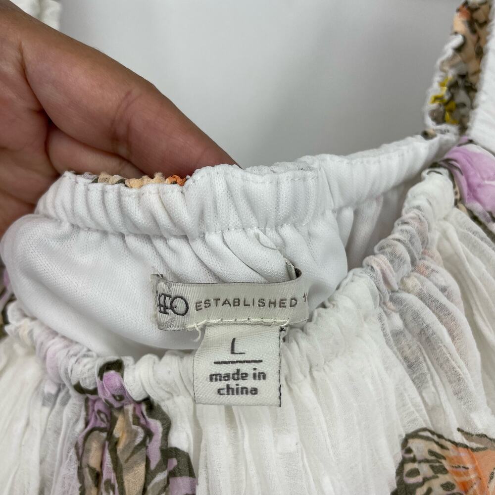 Cato Ruffle Butterfly Flounce Top Size Large - Picture 6 of 7